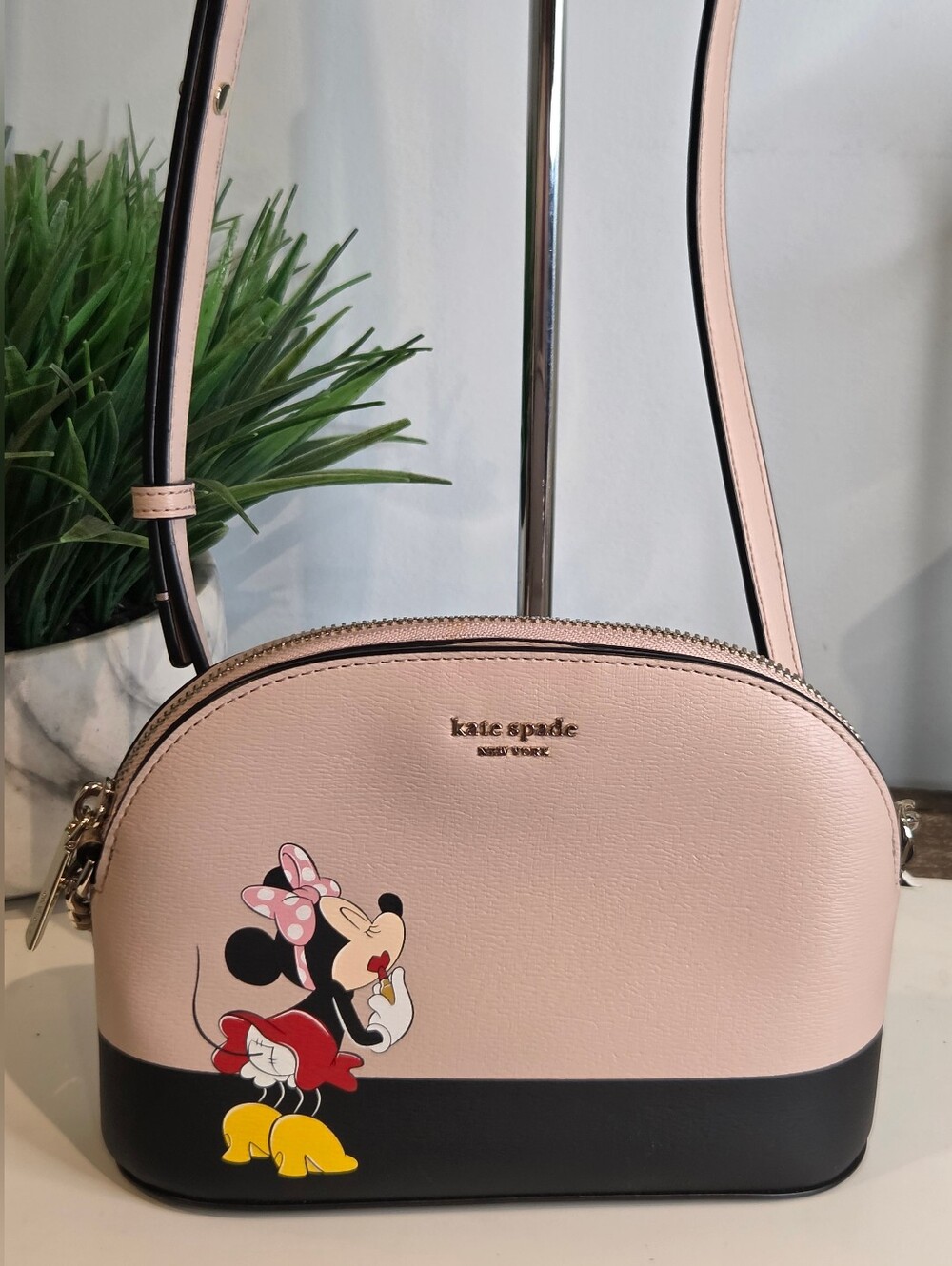Disney x Kate Spade Minnie Mouse Small Dome Crossbody Bag - Like New